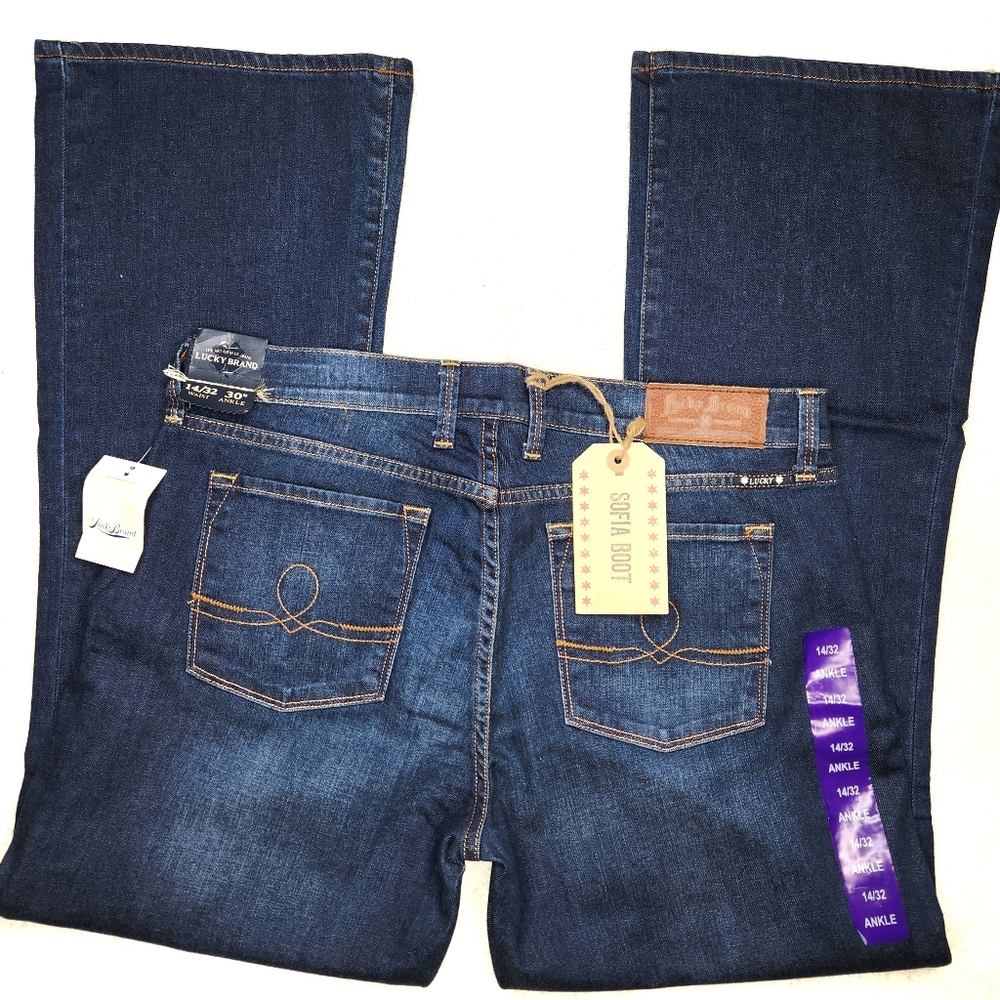 NWT Lucky Brand Sofia Boot Cut Jeans 14/22 - Picture 2 of 4